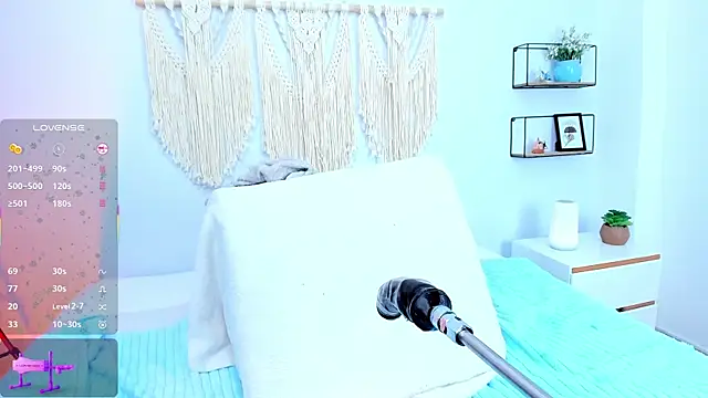 Snapshot of evaa_rose chatting on 02/15/26, 03:42 evaa rose online show from 02/15/26, 03:42