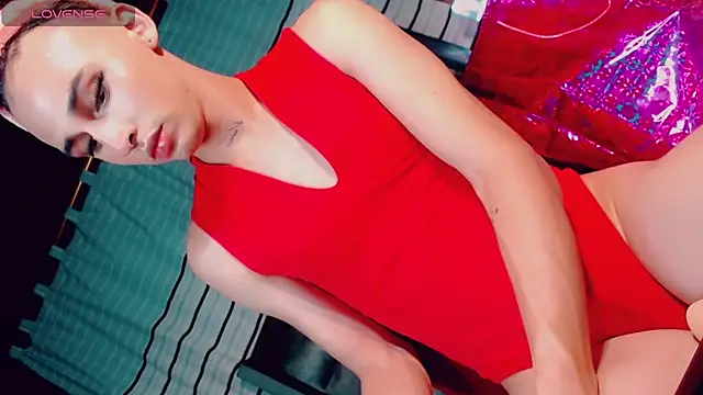 CharlotteBigCock online show from 02/25/25, 04:10