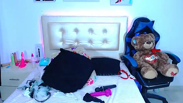 Jenng18 online show from 12/25/24, 10:48