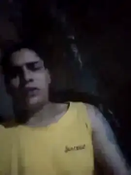 Snapshot of 121fff chatting on 10/29/25, 03:31 121fff online show from 10/29/25, 03:31