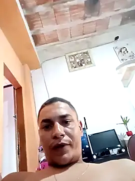 Snapshot of 121fff chatting on 11/07/25, 05:35 121fff online show from 11/07/25, 05:35