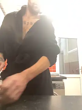 bigguy101 online show from 12/28/24, 08:37