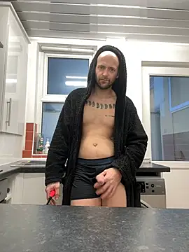 bigguy101 online show from 01/01/25, 08:56