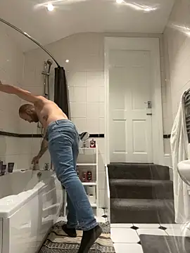 bigguy101 online show from 02/18/25, 08:58