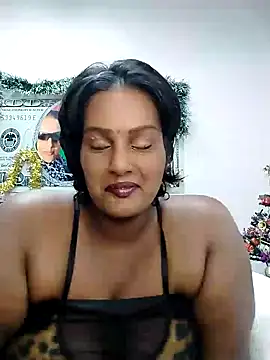 Snapshot of NWC4LYF chatting on 12/27/24, 01:50 NWC4LYF online show from 12/27/24, 01:50