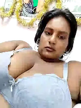 Snapshot of NWC4LYF chatting on 12/29/24, 04:19 NWC4LYF online show from 12/29/24, 04:19