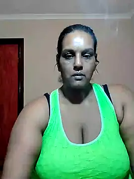 Snapshot of NWC4LYF chatting on 09/30/25, 04:12 NWC4LYF online show from 09/30/25, 04:12