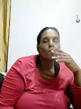 Snapshot of NWC4LYF chatting on 10/08/25, 07:00 NWC4LYF online show from 10/08/25, 07:00