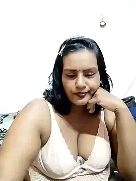 Snapshot of NWC4LYF chatting on 10/18/25, 06:16 NWC4LYF online show from 10/18/25, 06:16