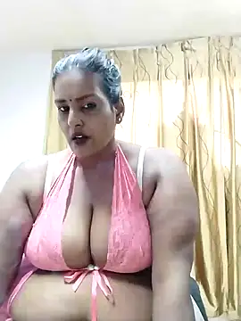 Snapshot of NWC4LYF chatting on 05/30/26, 10:34 NWC4LYF online show from 05/30/26, 10:34