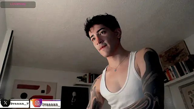 Snapshot of ivaaaan_ chatting on 02/08/26, 09:51 ivaaaan online show from 02/08/26, 09:51