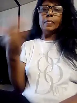 Snapshot of MsAttitude chatting on 05/06/26, 07:24 MsAttitude online show from 05/06/26, 07:24