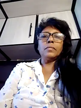 Snapshot of MsAttitude chatting on 05/18/26, 06:41 MsAttitude online show from 05/18/26, 06:41