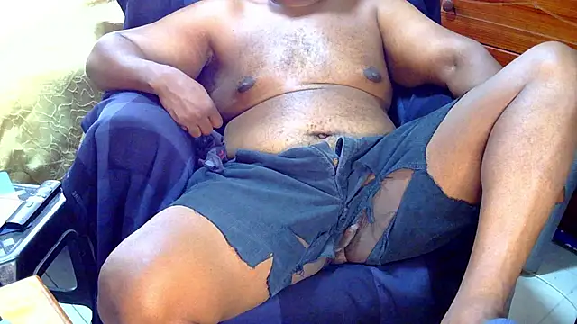 Snapshot of CharlesBlk79_ chatting on 02/25/26, 10:36 CharlesBlk79 online show from 02/25/26, 10:36