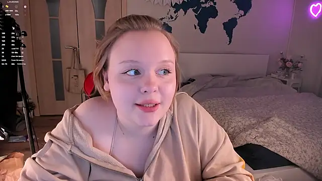 LisaLaas online show from 12/14/24, 04:20