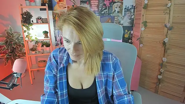 MistyBarnes online show from 02/28/25, 12:52