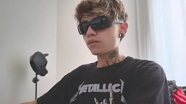 AcidMilo online show from 03/03/25, 09:05