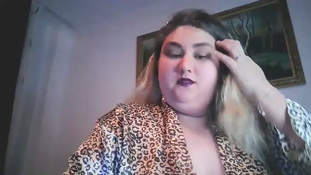 nicholle online show from 12/30/24, 10:55