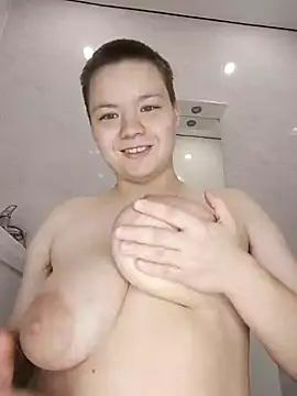 Snapshot of GoldMelissa chatting on 10/13/25, 08:25 GoldMelissa online show from 10/13/25, 08:25