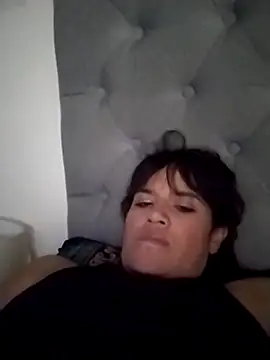 Snapshot of zhayra_rose chatting on 03/03/25, 03:52 zhayra rose online show from 03/03/25, 03:52