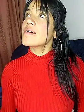 Snapshot of zhayra_rose chatting on 03/11/25, 03:59 zhayra rose online show from 03/11/25, 03:59