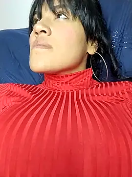 Snapshot of zhayra_rose chatting on 03/16/25, 03:25 zhayra rose online show from 03/16/25, 03:25