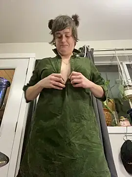 mikittyy online show from 12/13/24, 11:45