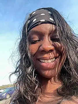 Snapshot of 1Topgyal chatting on 03/09/26, 01:48 1Topgyal online show from 03/09/26, 01:48