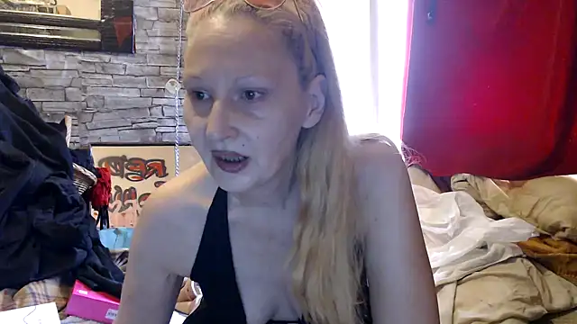 dominatrixredsonyja online show from 08/07/26, 01:02