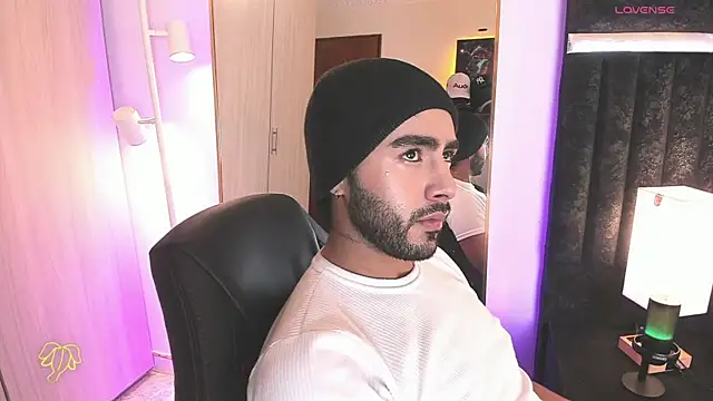 ItsMeEros online show from 03/26/26, 10:15