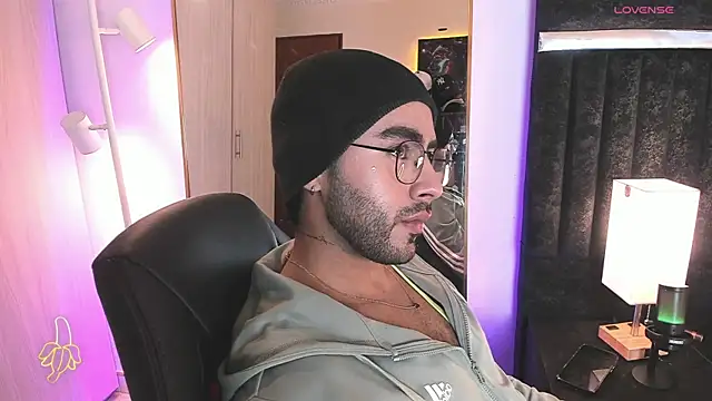 ItsMeEros online show from 03/30/26, 10:33