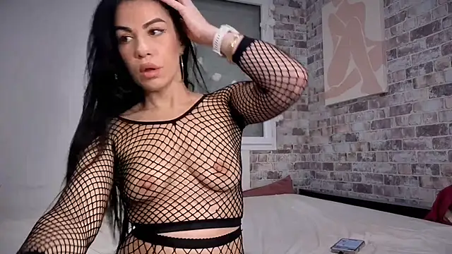 victoria athena online show from 10/27/25, 09:08