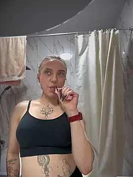 Snapshot of pinkstar_ chatting on 11/06/25, 05:08 pinkstar online show from 11/06/25, 05:08