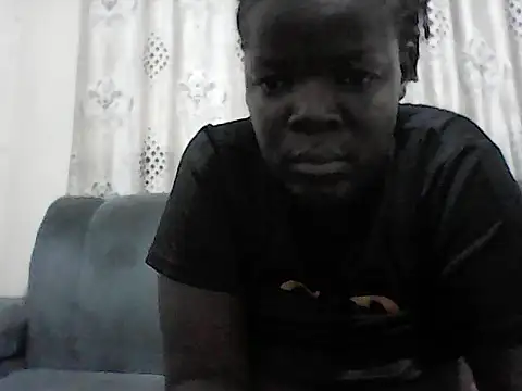 QUEEN-MARIAN online show from 02/09/26, 02:54