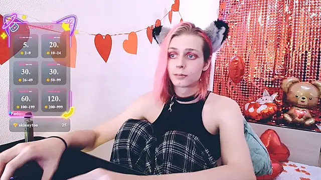 Littlepinkcat online show from 02/18/26, 02:29