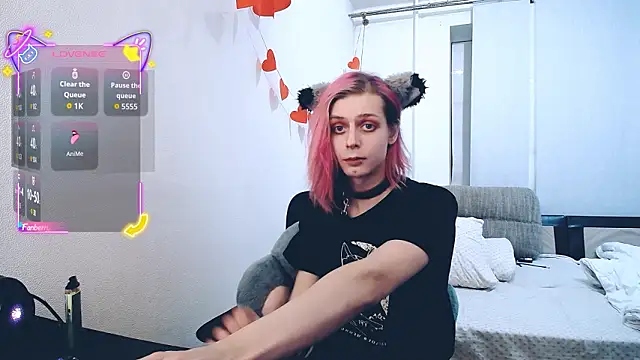 Littlepinkcat online show from 03/03/26, 09:42