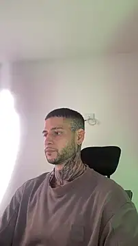  jamesleandros1 online show from 02/20/26, 01:33