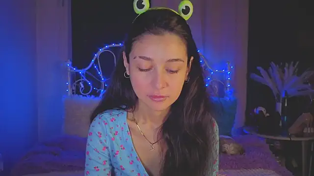 Funny Bunny online show from 10/25/25, 02:30