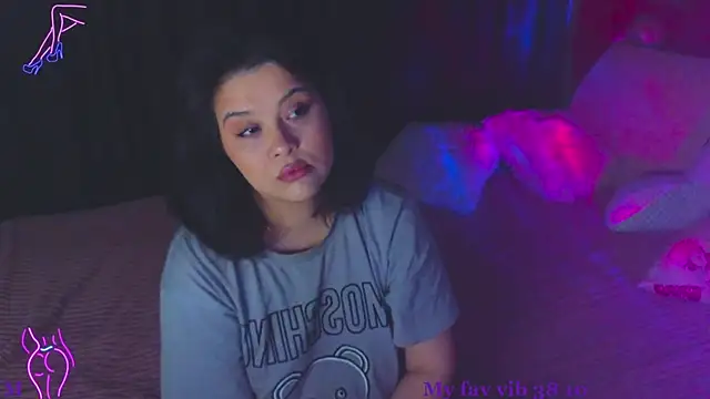 Malika uAngel online show from 11/18/25, 11:26