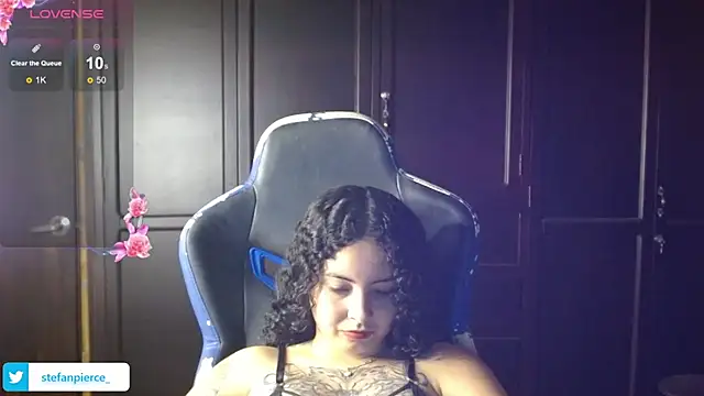 jaydensalvatore  online show from 07/15/26, 10:37