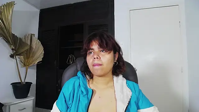 SabinaMerchetti online show from 04/27/26, 02:20