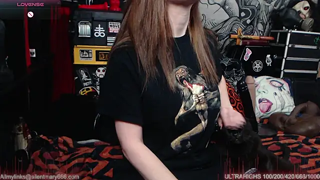 Silentmary online show from 02/26/25, 05:07