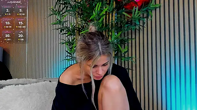 Snapshot of Avril_Cyrus chatting on 02/22/25, 07:12 Avril Cyrus online show from 02/22/25, 07:12