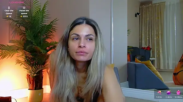 Avril Cyrus online show from 02/05/26, 07:24