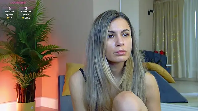 Avril Cyrus online show from 03/09/26, 07:56