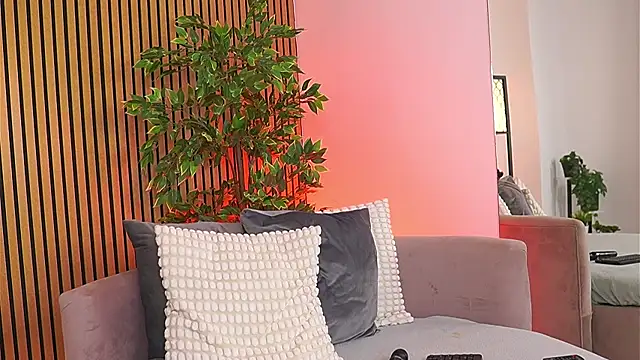 Avril Cyrus online show from 04/22/26, 07:22