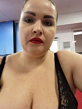Snapshot of GeorgiaLerox chatting on 02/18/25, 12:49 GeorgiaLerox online show from 02/18/25, 12:49