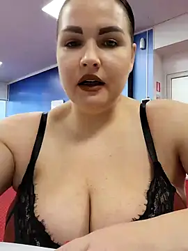 Snapshot of GeorgiaLerox chatting on 03/01/25, 12:56 GeorgiaLerox online show from 03/01/25, 12:56