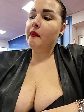 Snapshot of GeorgiaLerox chatting on 03/14/25, 12:40 GeorgiaLerox online show from 03/14/25, 12:40