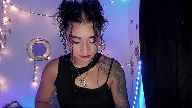 Snapshot of Eva_Lee_ chatting on 02/23/25, 05:34 Eva Lee online show from 02/23/25, 05:34